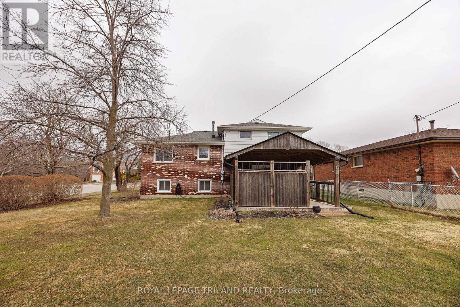 41 Lakeview Circle, St. Thomas, Ontario  N5P 4B7 - Photo 34 - X12869936