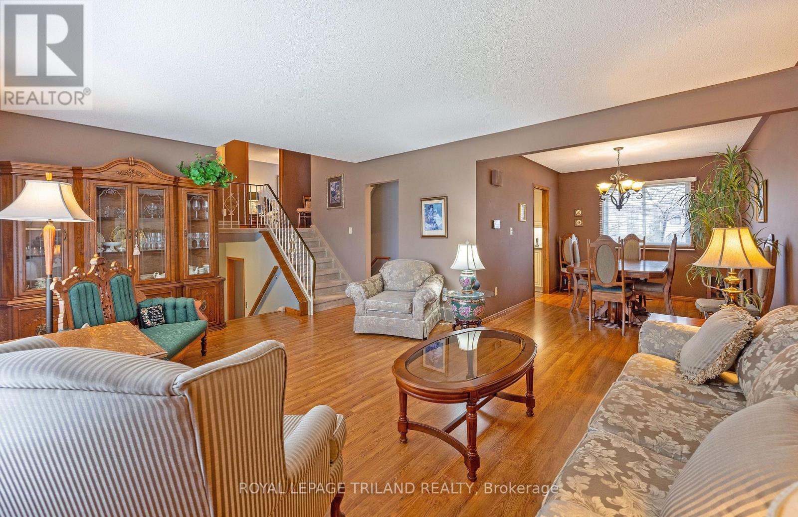 41 Lakeview Circle, St. Thomas, Ontario  N5P 4B7 - Photo 9 - X12869936