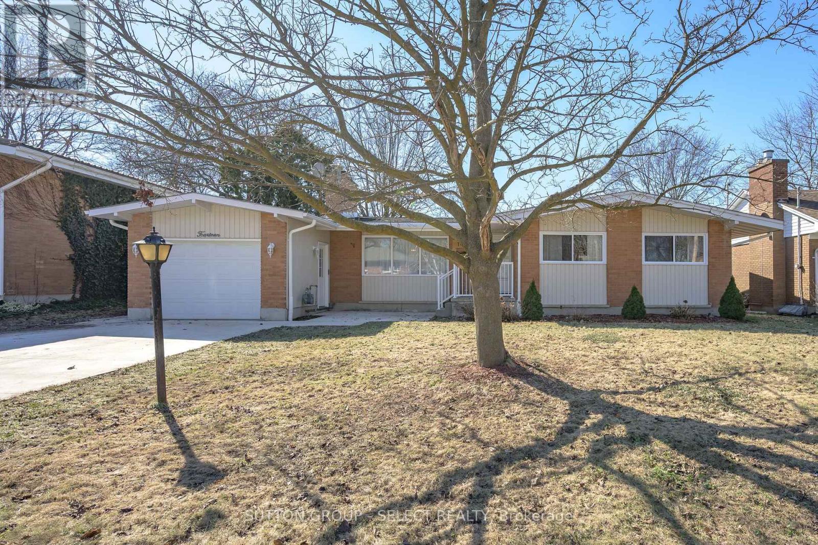 14 Maldon Road, London North, Ontario  N6G 1W1 - Photo 2 - X12869980