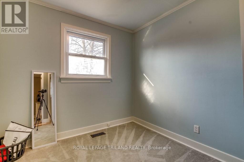 244 Forest Avenue, St. Thomas, Ontario  N5R 2K4 - Photo 11 - X12870038