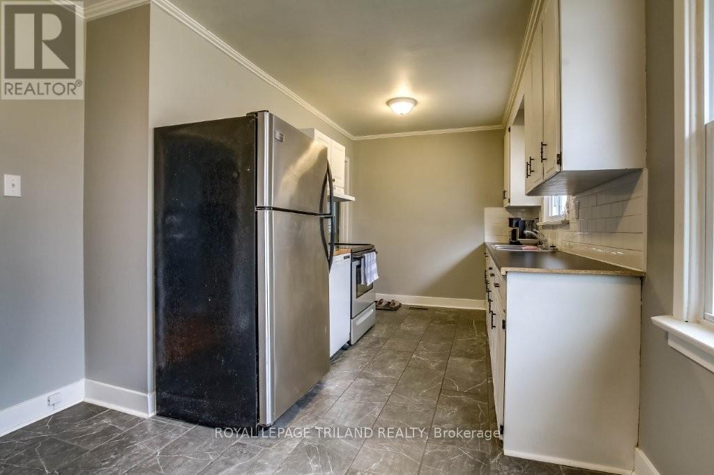 244 Forest Avenue, St. Thomas, Ontario  N5R 2K4 - Photo 6 - X12870038