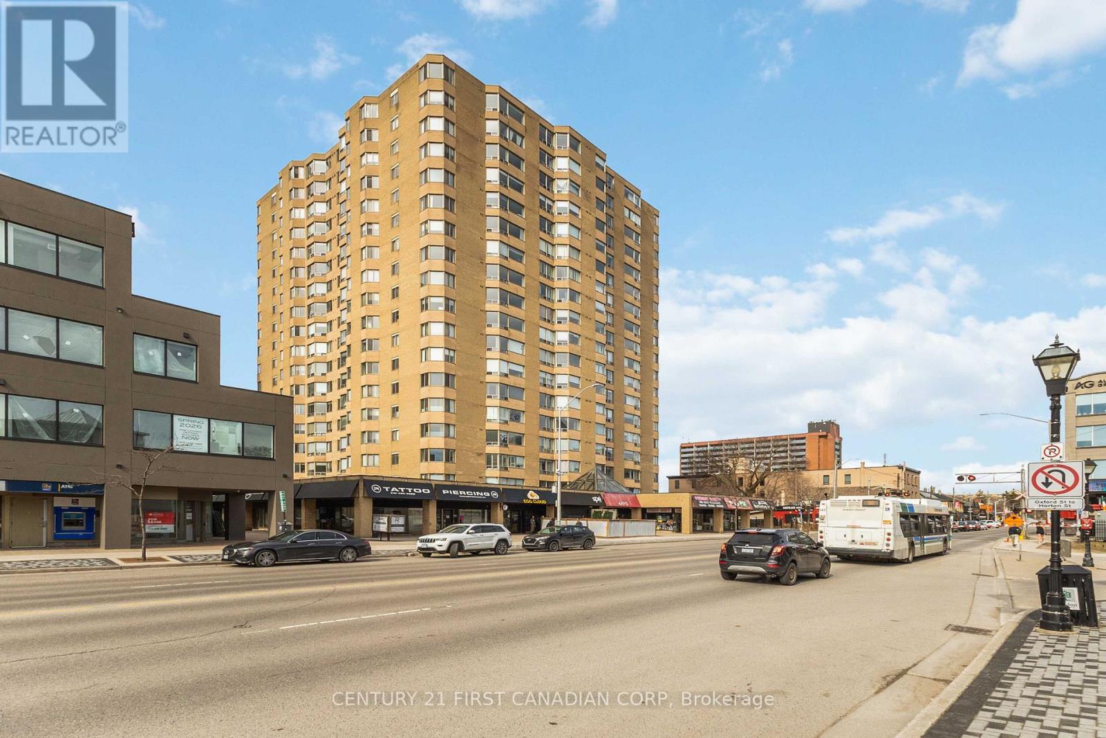 903 - 695 Richmond Street, London East, Ontario  N6A 5M8 - Photo 2 - X12870154