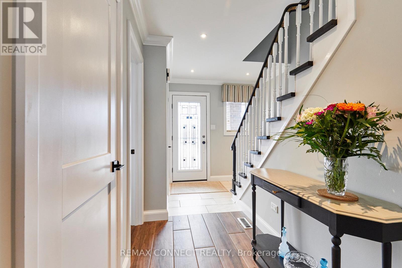 10 Nicholls Court, Ajax, Ontario  L1T 1X6 - Photo 11 - E12869884