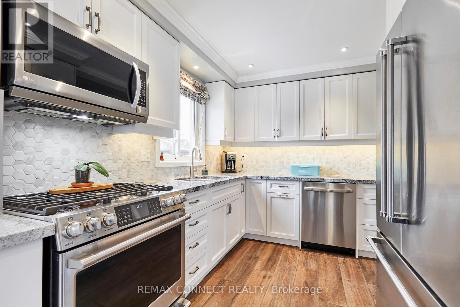 10 Nicholls Court, Ajax, Ontario  L1T 1X6 - Photo 19 - E12869884