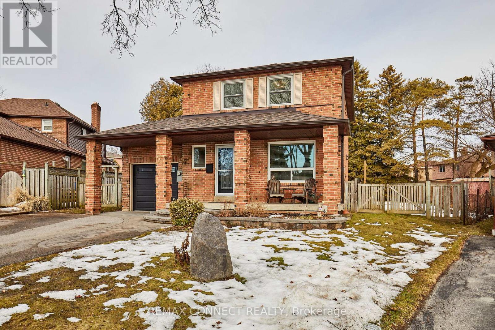 10 Nicholls Court, Ajax, Ontario  L1T 1X6 - Photo 3 - E12869884