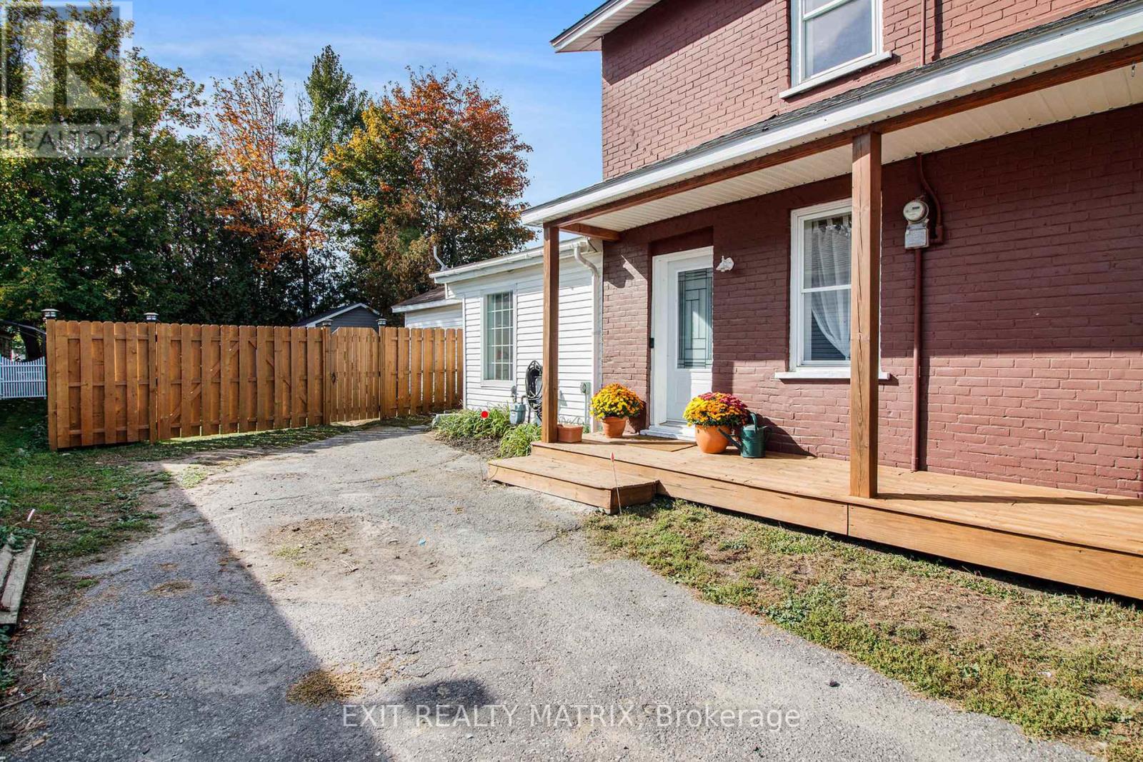 48 Du Moulin Street, Alfred And Plantagenet, Ontario  K0B 1A0 - Photo 33 - X12869990