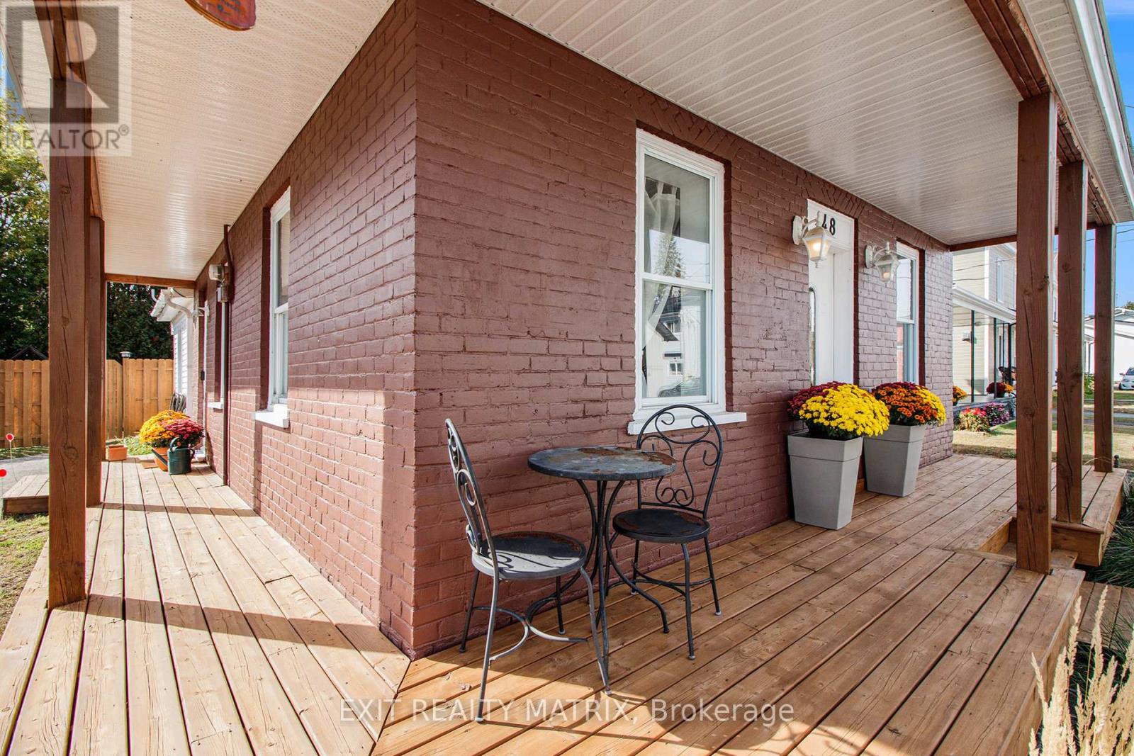 48 Du Moulin Street, Alfred And Plantagenet, Ontario  K0B 1A0 - Photo 4 - X12869990