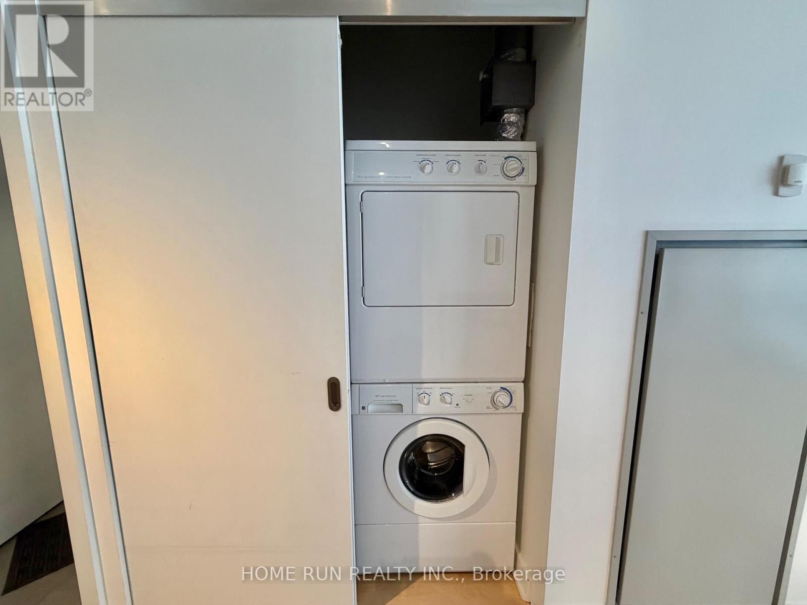 210 - 354 Gladstone Avenue, Ottawa, Ontario  K2P 0R4 - Photo 20 - X12870004