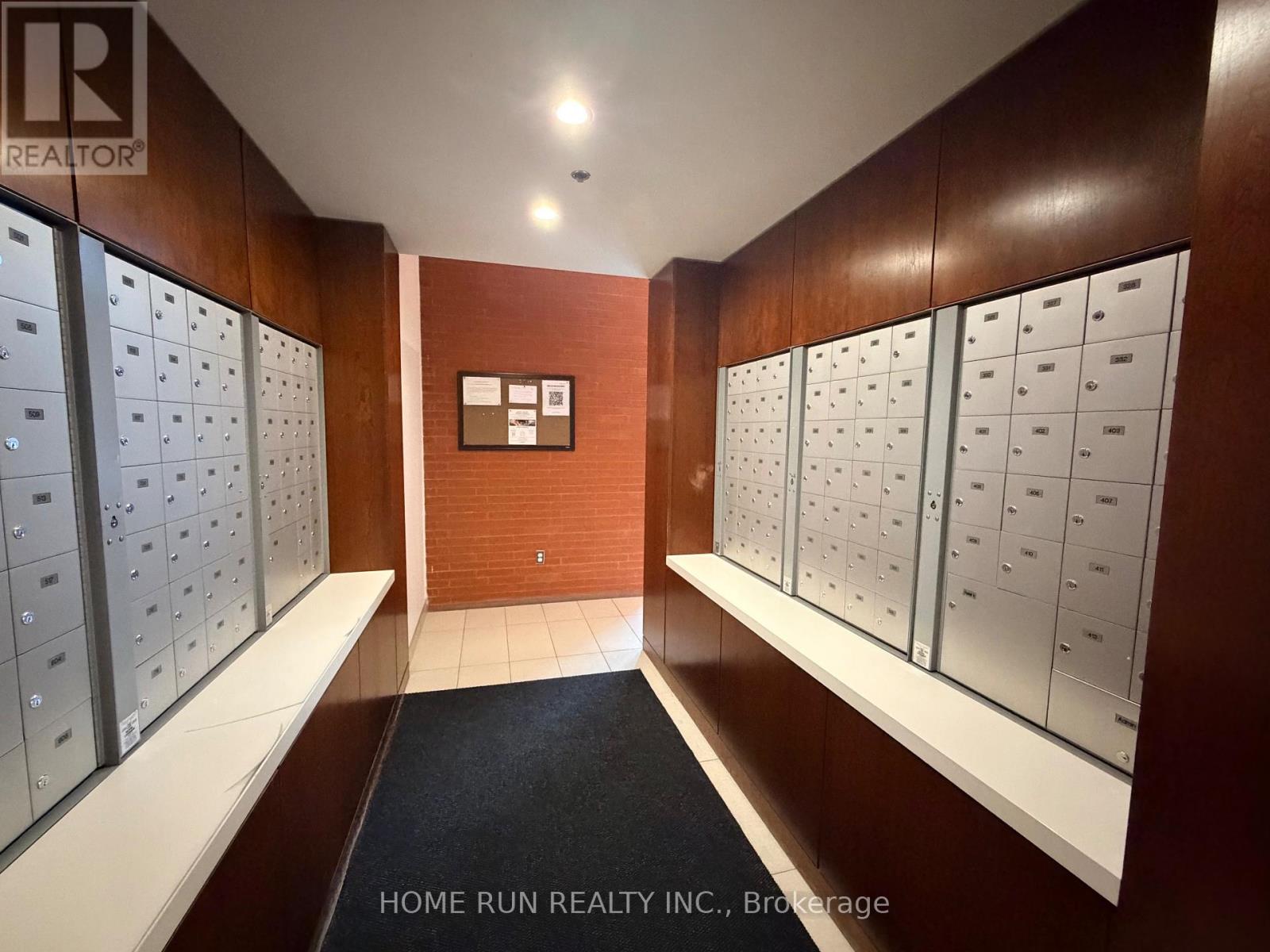 210 - 354 Gladstone Avenue, Ottawa, Ontario  K2P 0R4 - Photo 6 - X12870004