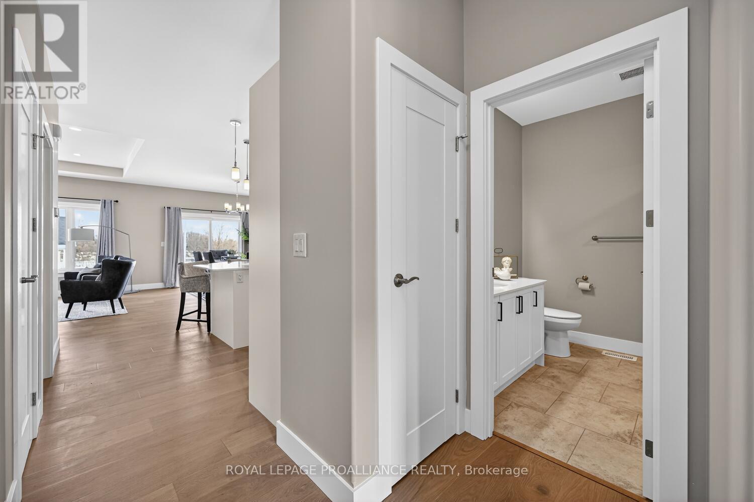 9 Ben Tekamp Terrace, Brockville, Ontario  K0E 0E8 - Photo 7 - X12110973