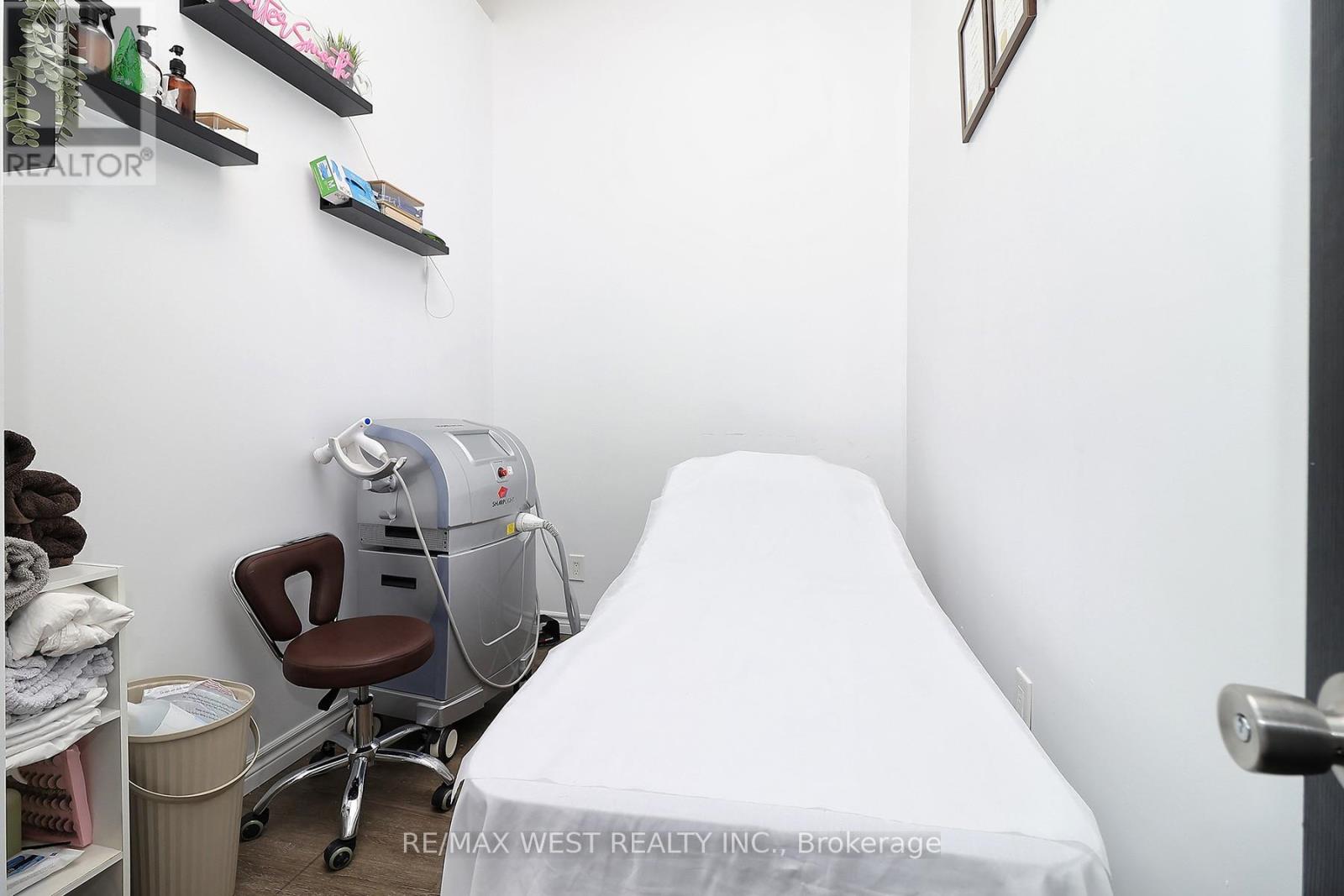 24 - 90 Winges Road, Vaughan (Pine Valley Business Park), Ontario  L4L 6A9 - Photo 23 - N12869874