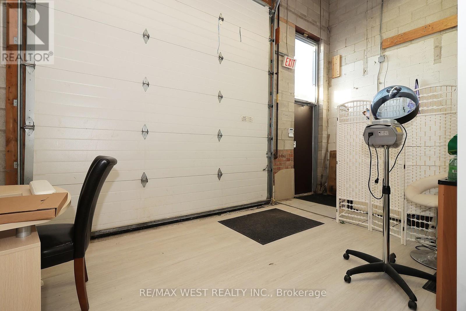 24 - 90 Winges Road, Vaughan (Pine Valley Business Park), Ontario  L4L 6A9 - Photo 25 - N12869874