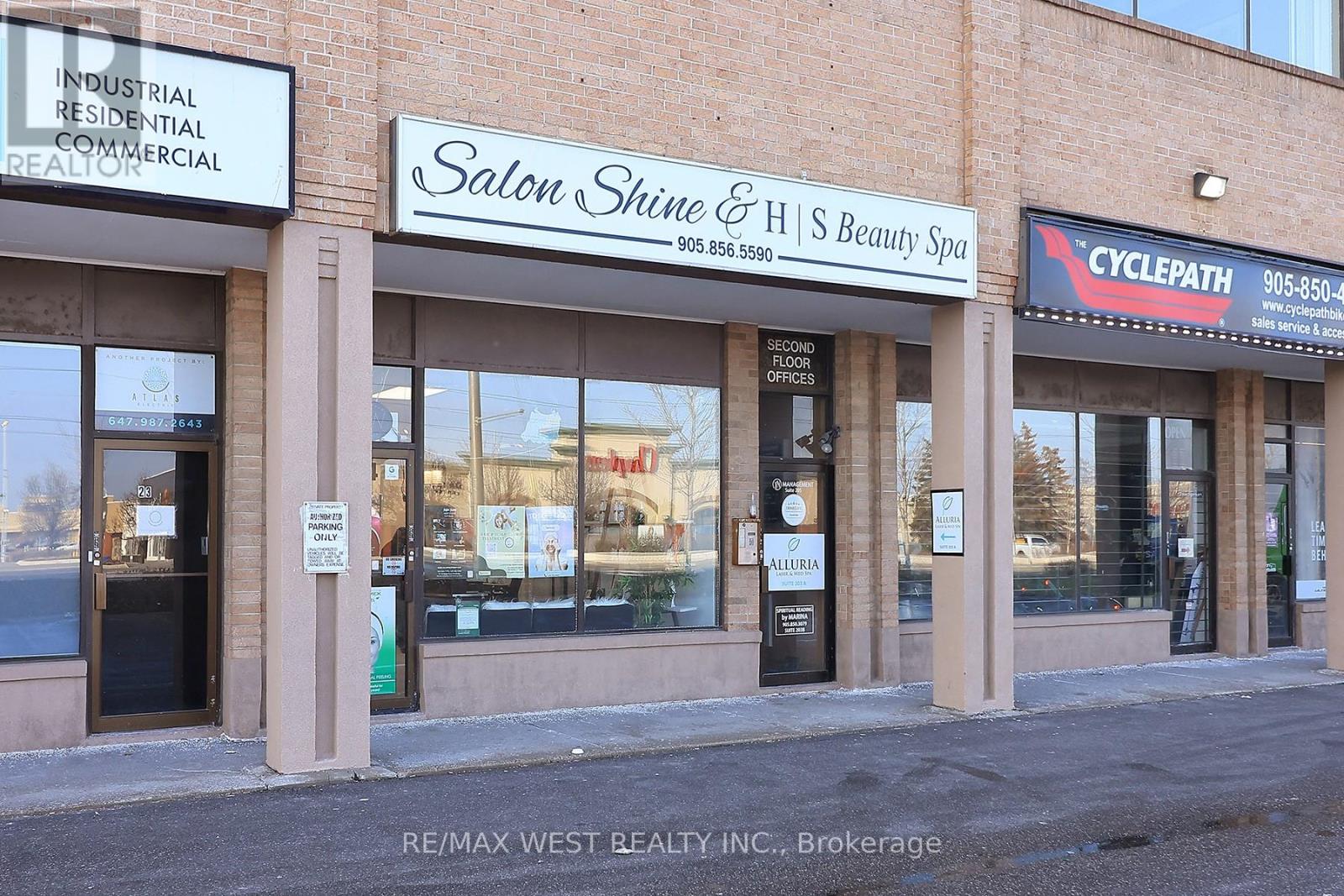 24 - 90 Winges Road, Vaughan (Pine Valley Business Park), Ontario  L4L 6A9 - Photo 3 - N12869874