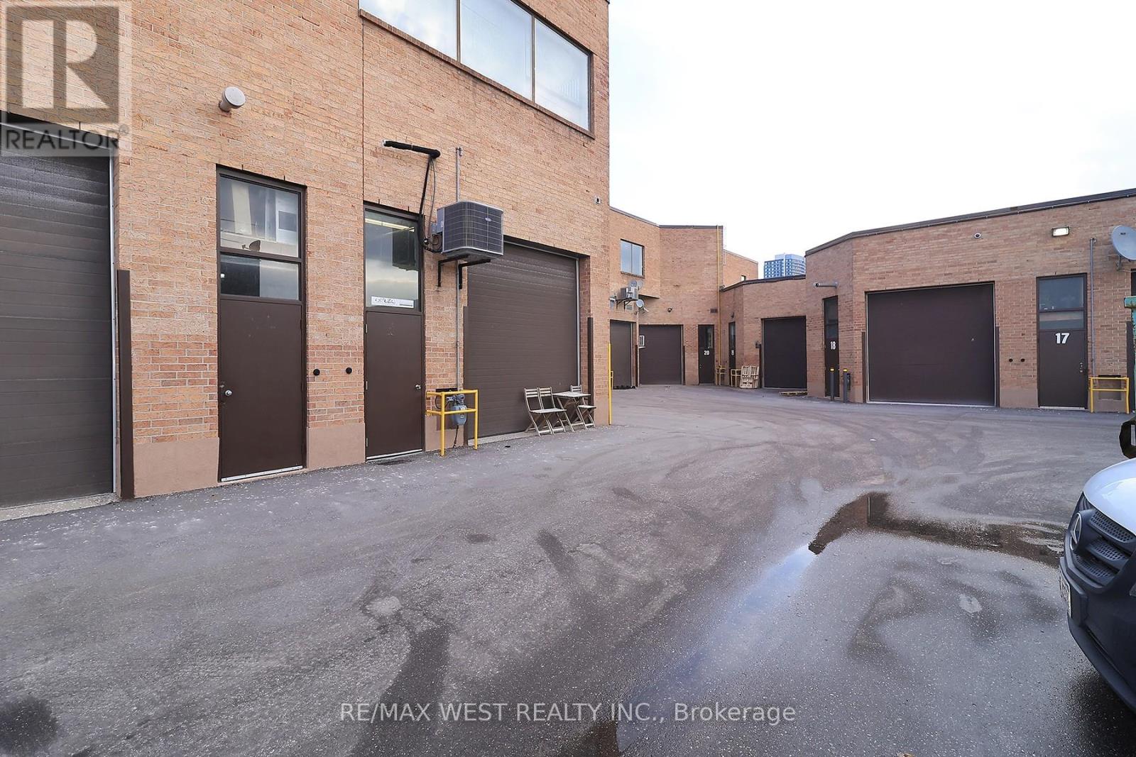 24 - 90 Winges Road, Vaughan (Pine Valley Business Park), Ontario  L4L 6A9 - Photo 33 - N12869874