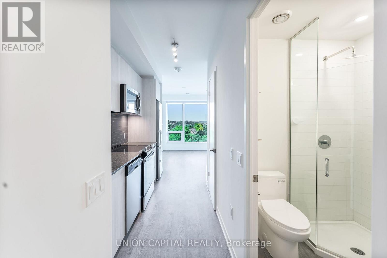 601w - 3 Rosewater Street E, Richmond Hill (South Richvale), Ontario  L4C 5T6 - Photo 9 - N12869894