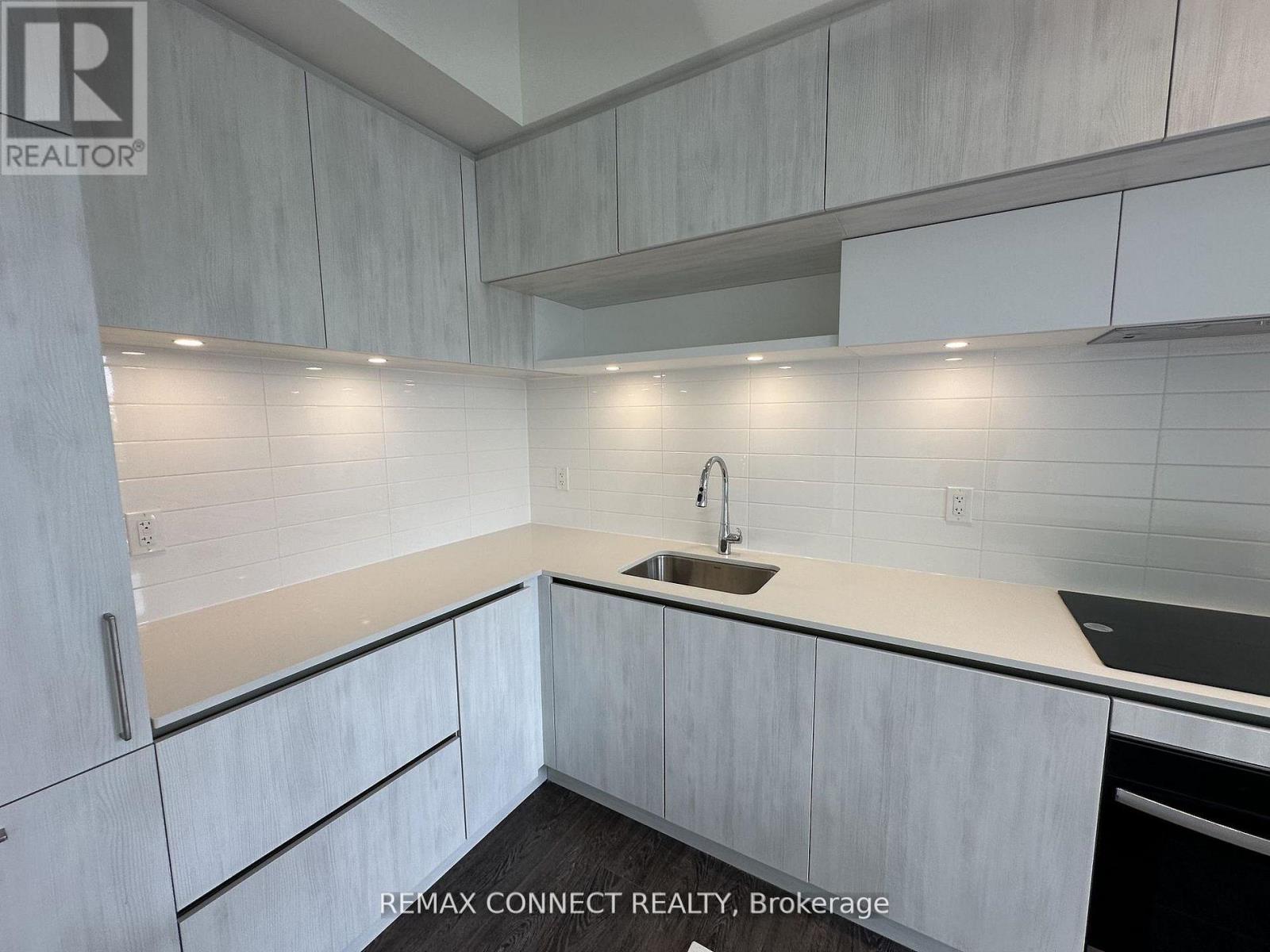 1518 - 11 David Eyer Road, Richmond Hill, Ontario  L4S 0N2 - Photo 14 - N12869930