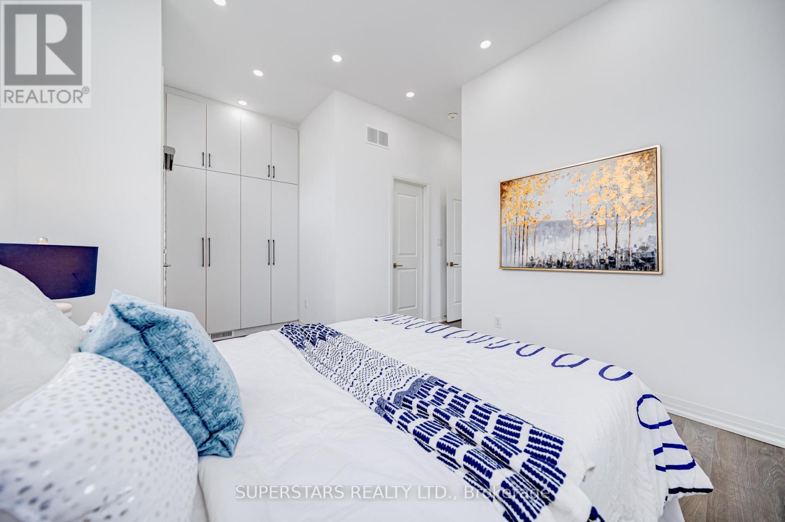 121 Markland Street, Markham, Ontario  L6C 3B5 - Photo 12 - N12869934