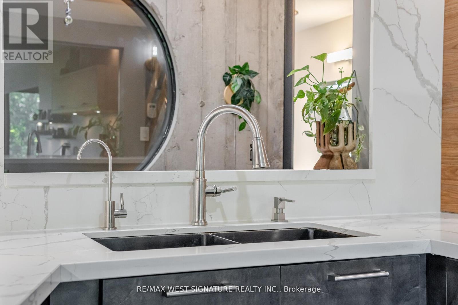 13280 7th Concession, King, Ontario  L7B 1K4 - Photo 17 - N12869956