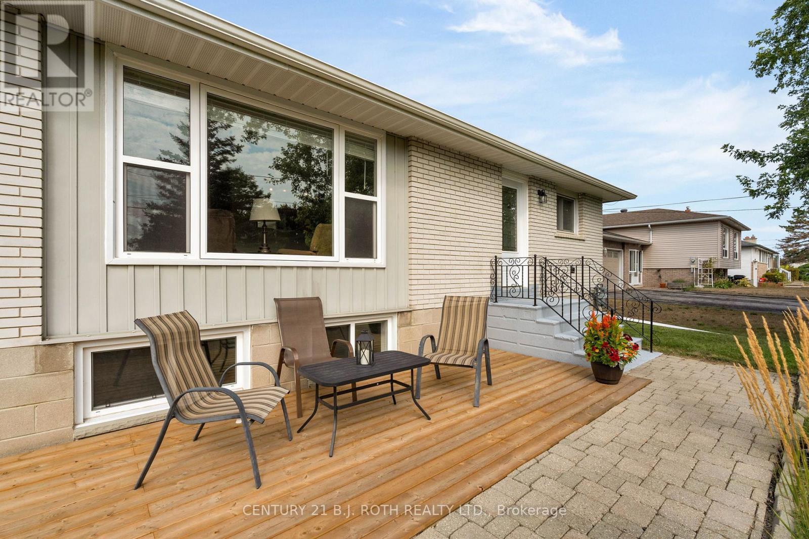 2068 Craig Road, Innisfil (Alcona), Ontario  L9S 1T2 - Photo 4 - N12869964