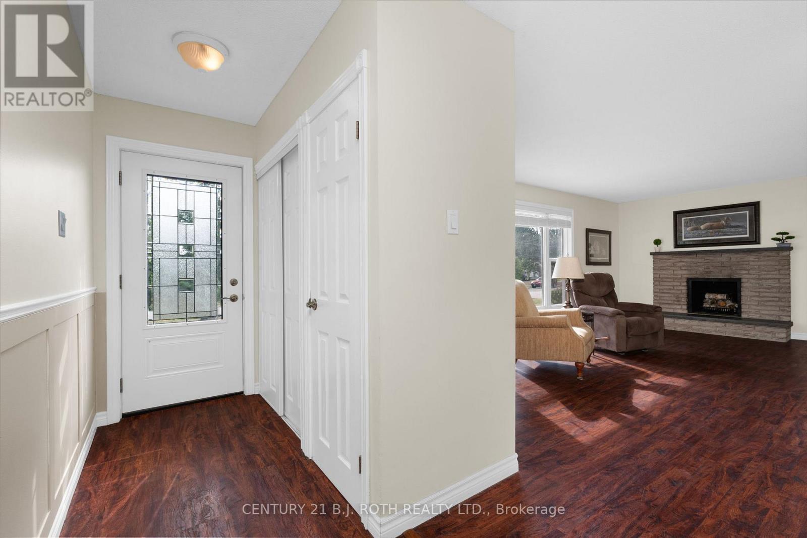 2068 Craig Road, Innisfil (Alcona), Ontario  L9S 1T2 - Photo 7 - N12869964