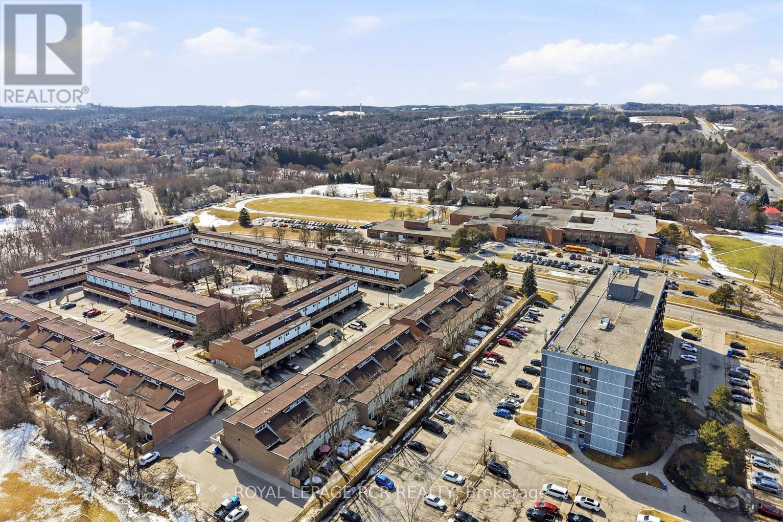 28 - 155 Milestone Crescent, Aurora (Aurora Village), Ontario  L4G 3M2 - Photo 27 - N12869976