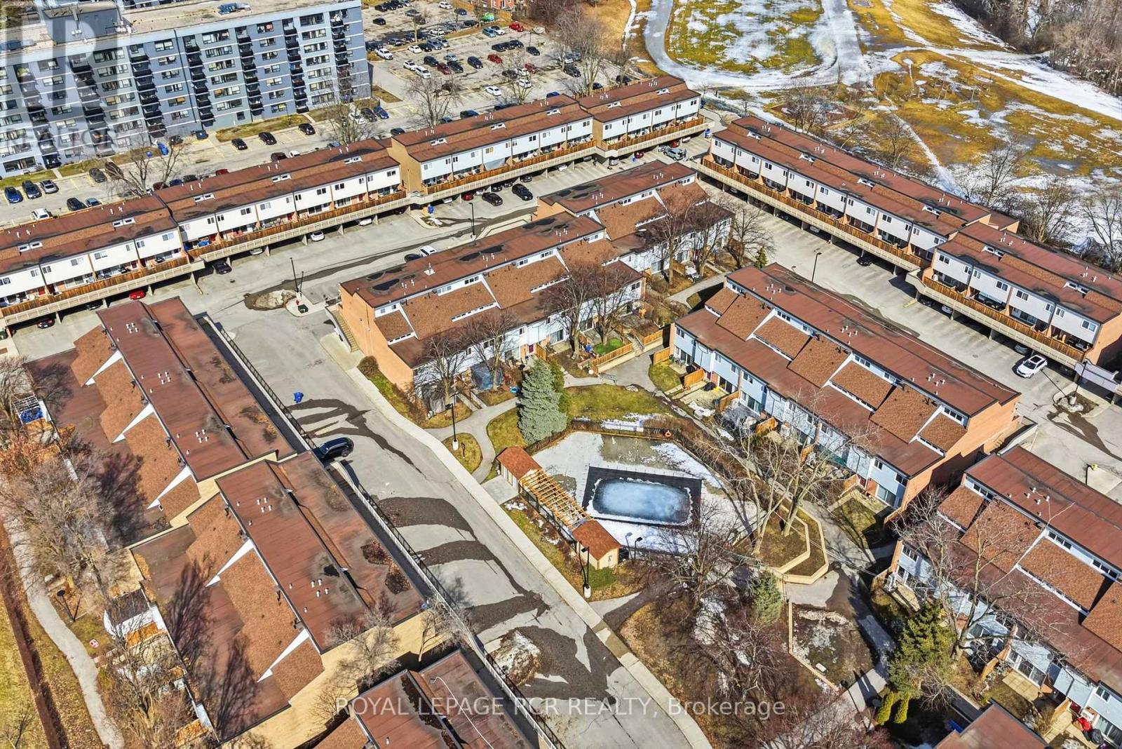 28 - 155 Milestone Crescent, Aurora (Aurora Village), Ontario  L4G 3M2 - Photo 29 - N12869976