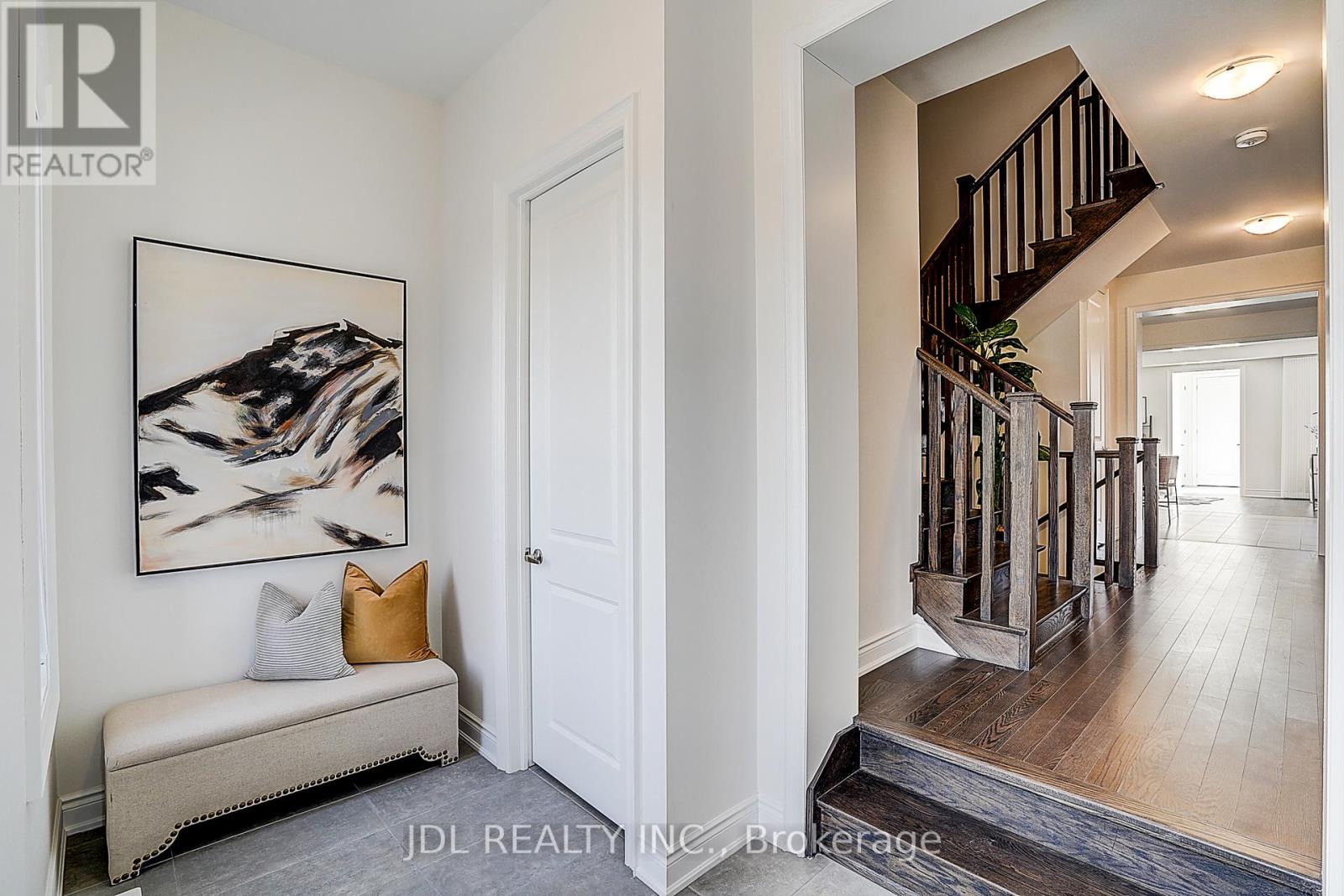 3574 Bur Oak Avenue, Markham (Cornell), Ontario  L6B 1R8 - Photo 2 - N12869978