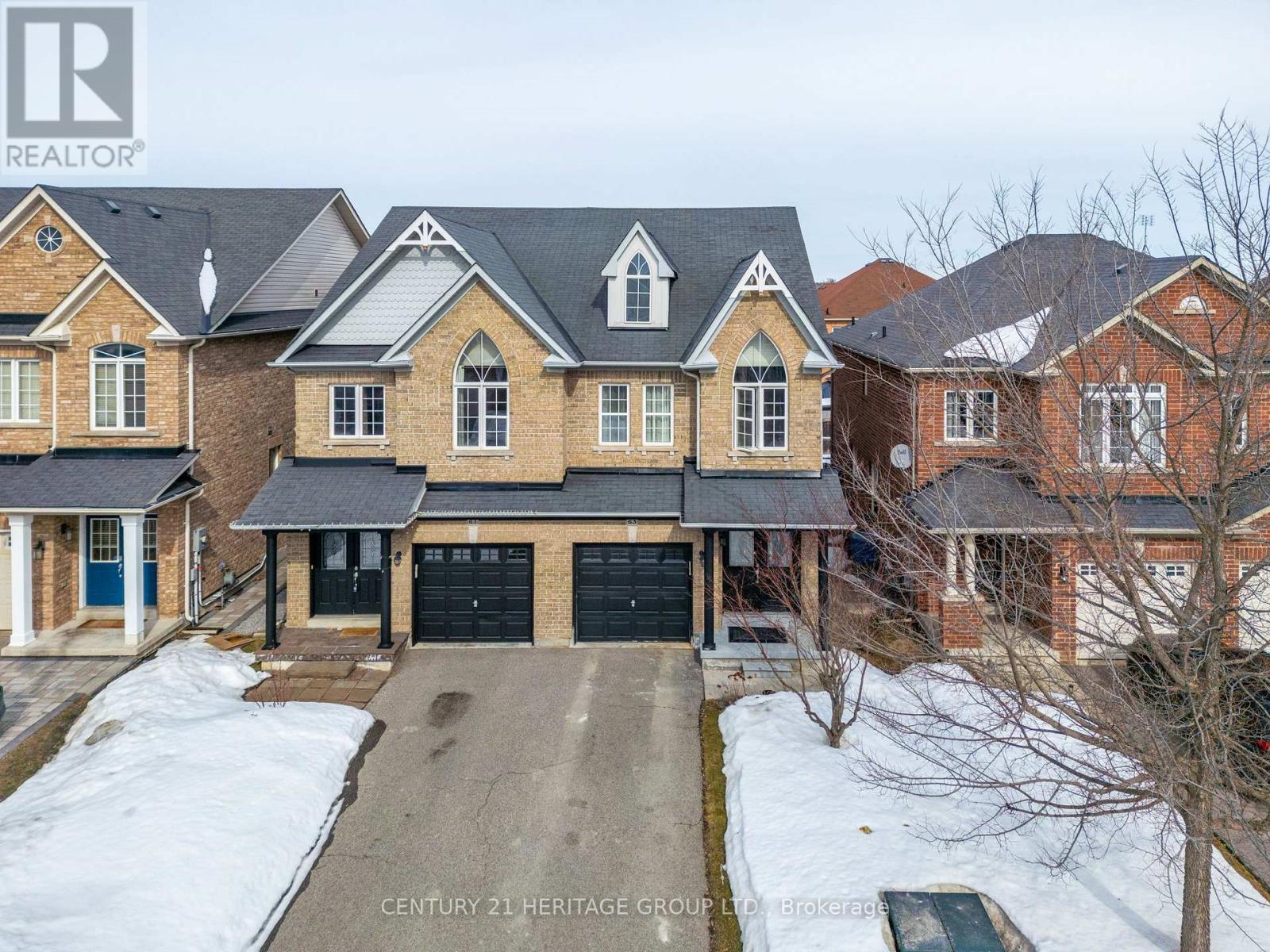63 FOUR SEASONS CRESCENT, Newmarket, Ontario