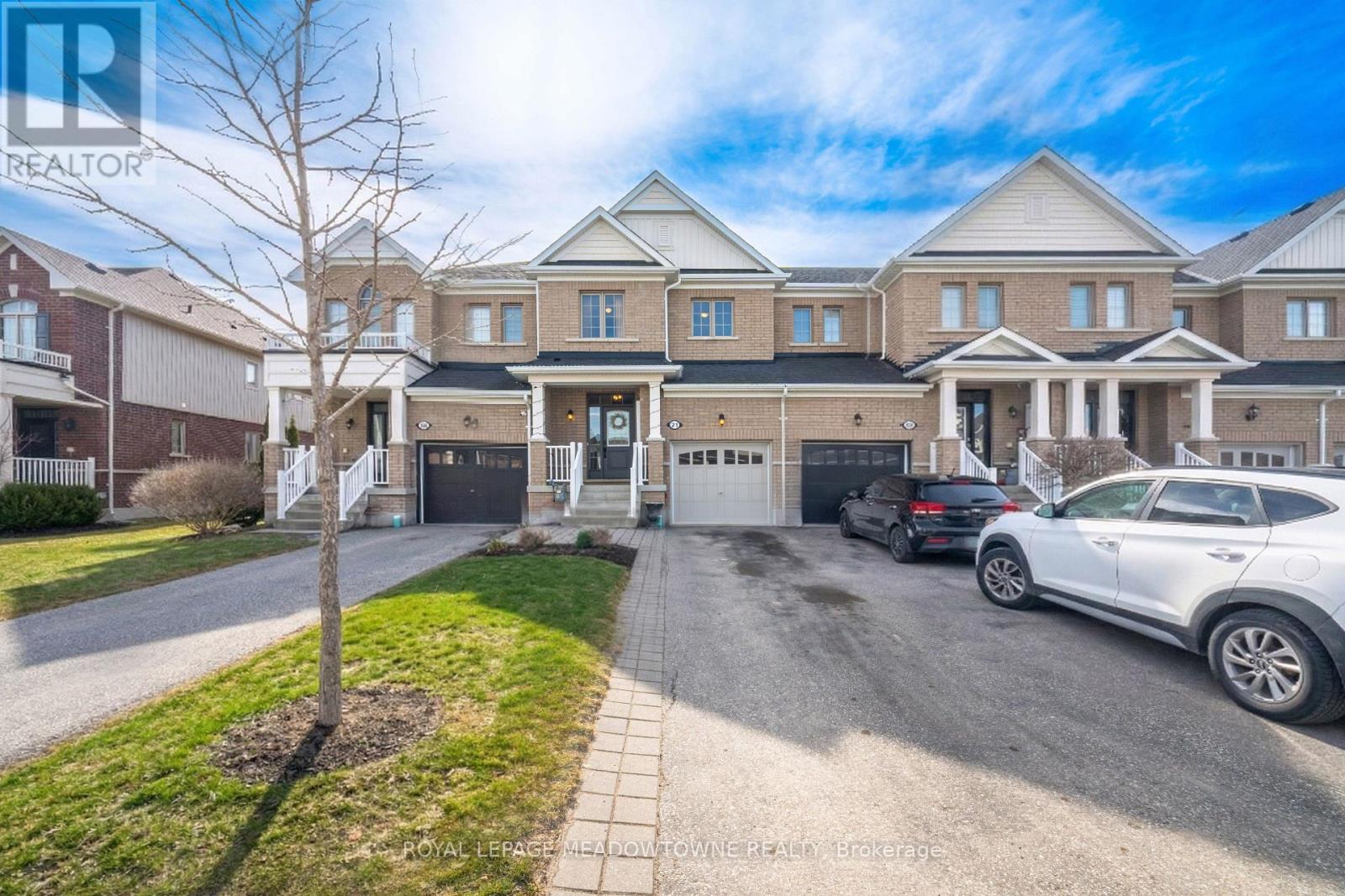21 Sharpe Crescent, New Tecumseth (Tottenham), Ontario  L0G 1W0 - Photo 3 - N12870014