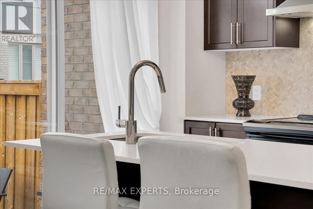 76 Clifford Crescent, New Tecumseth (Tottenham), Ontario  L0G 1W0 - Photo 17 - N12870026