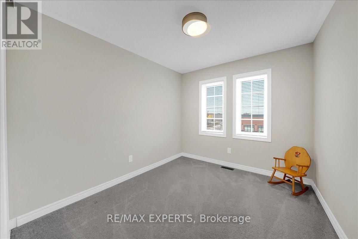 76 Clifford Crescent, New Tecumseth (Tottenham), Ontario  L0G 1W0 - Photo 28 - N12870026