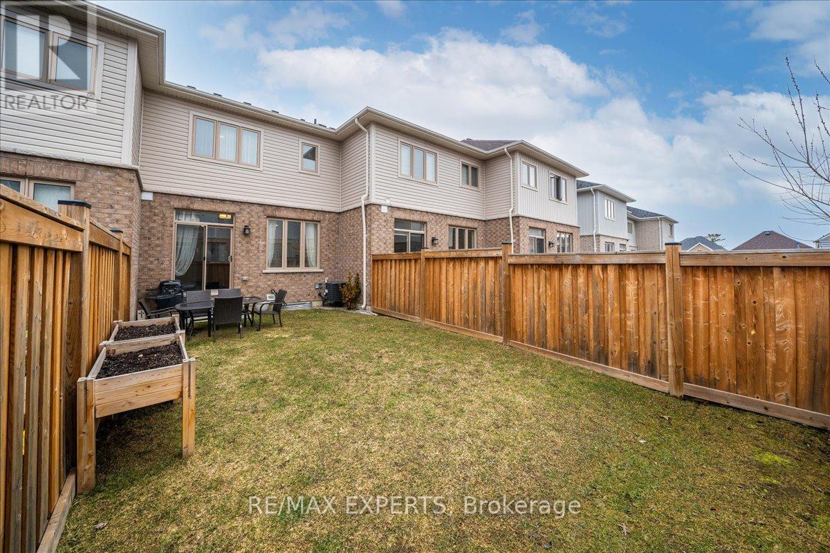 76 Clifford Crescent, New Tecumseth (Tottenham), Ontario  L0G 1W0 - Photo 35 - N12870026