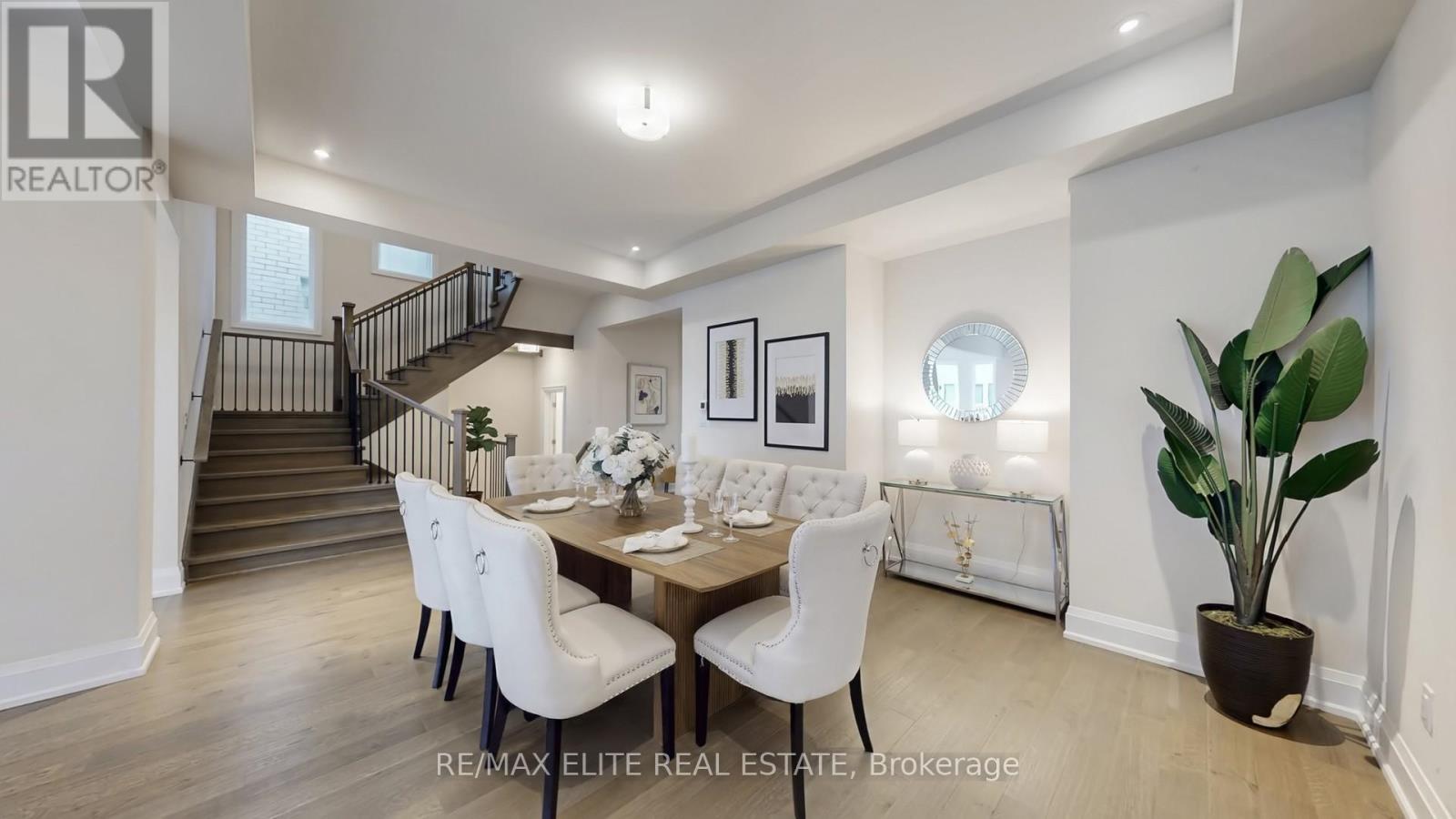 11 Dwell Avenue, Markham (Cachet), Ontario  L6C 3R3 - Photo 8 - N12870056