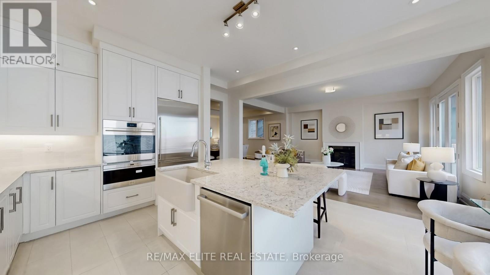 11 Dwell Avenue, Markham (Cachet), Ontario  L6C 3R3 - Photo 9 - N12870056