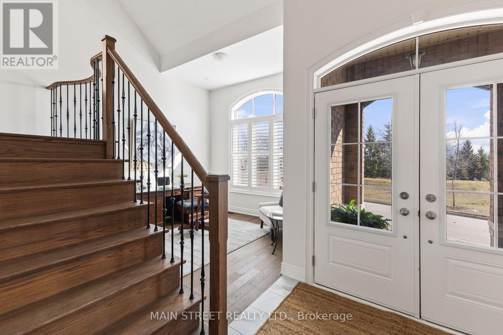 12 Birkdale Place, Newmarket (Glenway Estates), Ontario  L3Y 0E2 - Photo 4 - N12870174