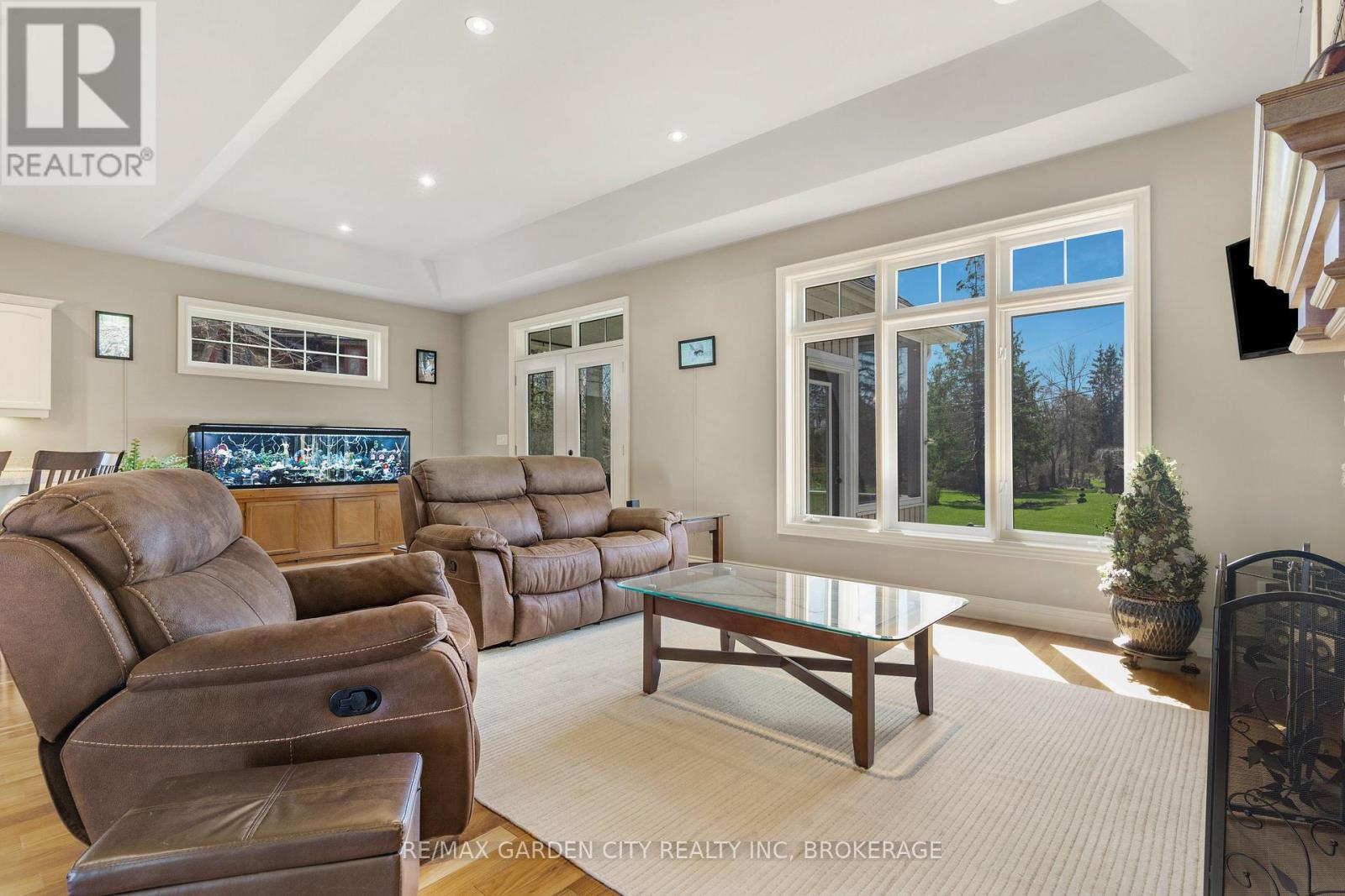 3089 Niagara River Parkway, Fort Erie, Ontario  L0S 1S0 - Photo 13 - X12870050