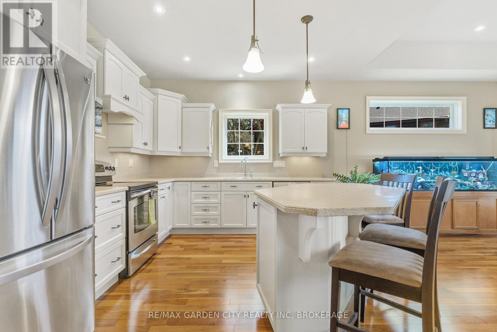 3089 Niagara River Parkway, Fort Erie, Ontario  L0S 1S0 - Photo 14 - X12870050