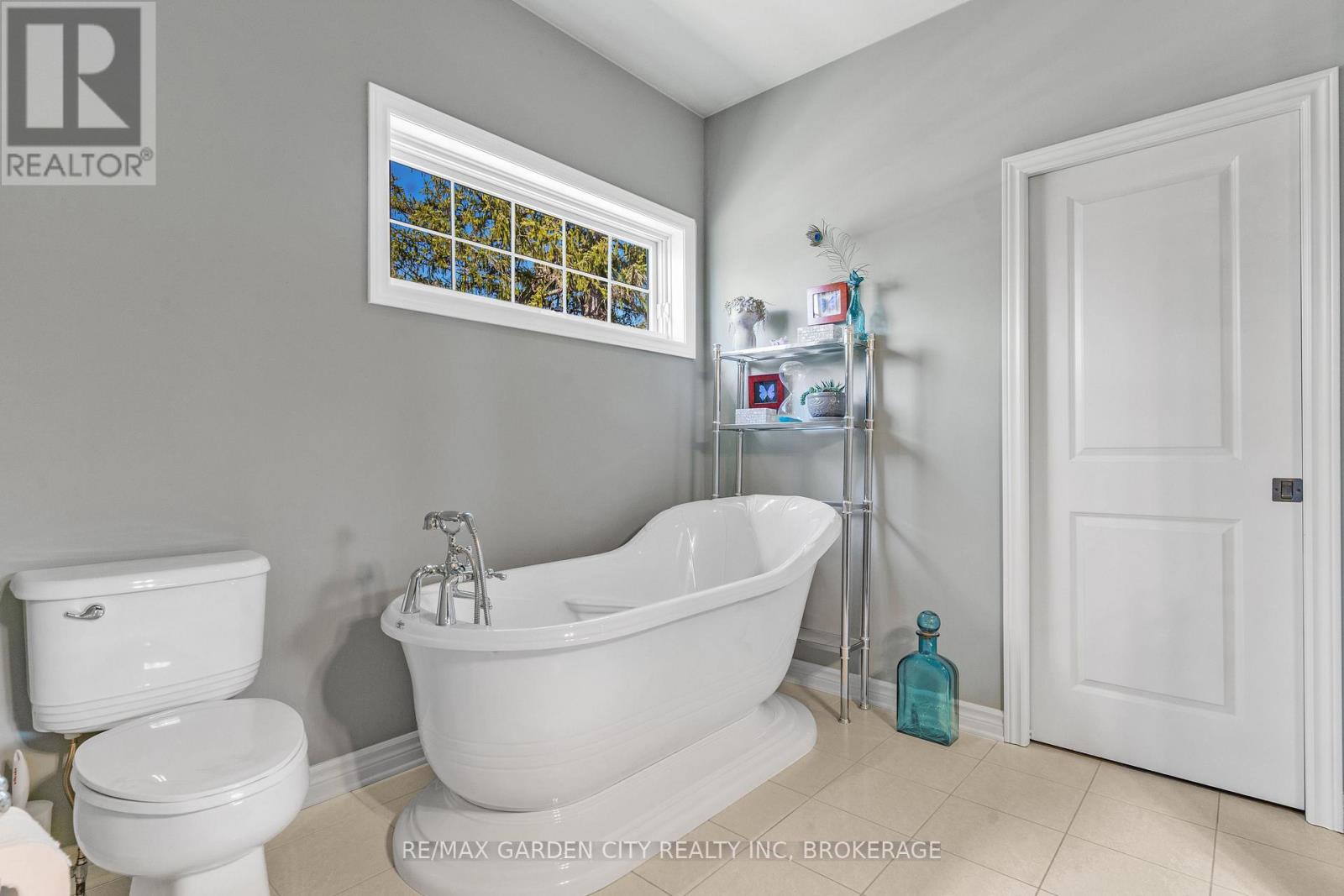 3089 Niagara River Parkway, Fort Erie, Ontario  L0S 1S0 - Photo 25 - X12870050