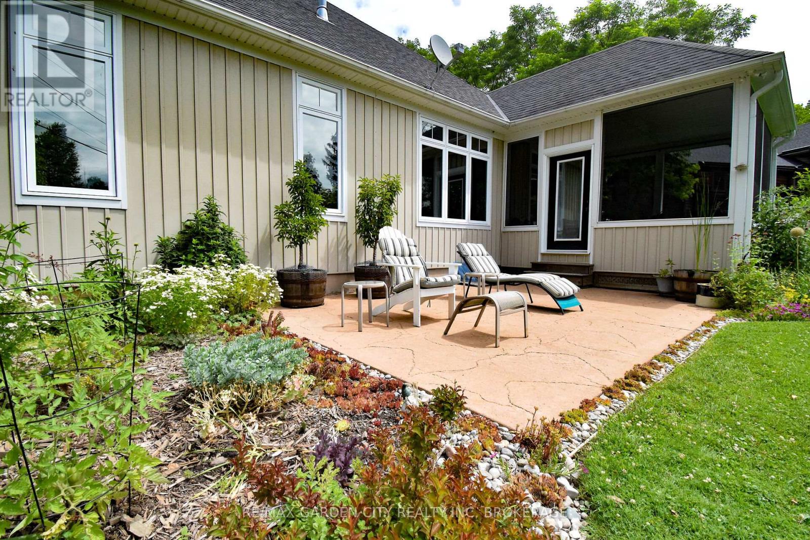 3089 Niagara River Parkway, Fort Erie, Ontario  L0S 1S0 - Photo 33 - X12870050