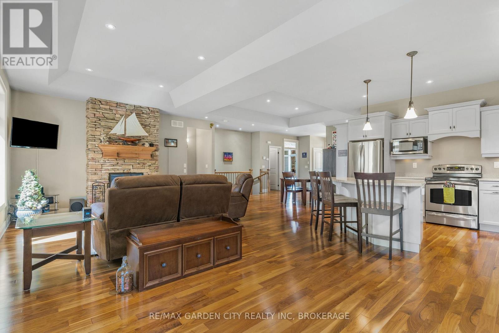 3089 Niagara River Parkway, Fort Erie, Ontario  L0S 1S0 - Photo 8 - X12870050