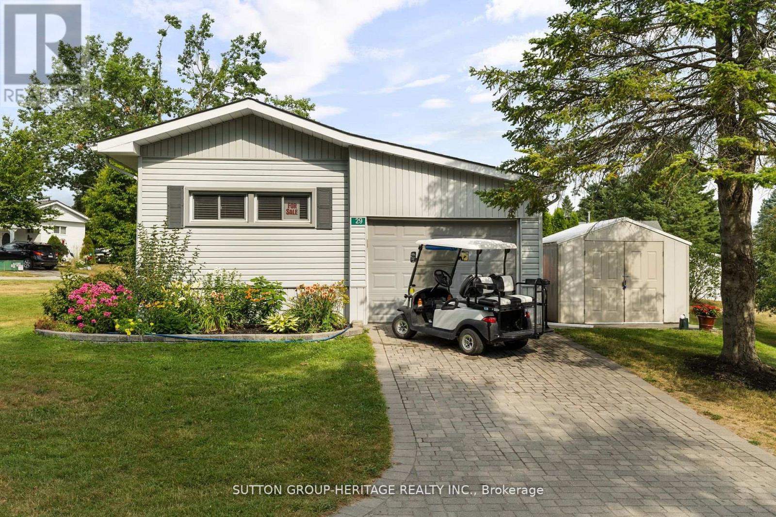29 Cameron Drive, Oro-Medonte, Ontario  L0L 1T0 - Photo 2 - S12869916
