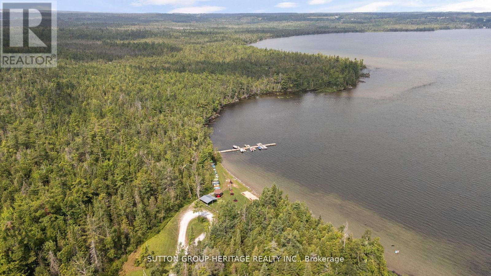 29 Cameron Drive, Oro-Medonte, Ontario  L0L 1T0 - Photo 34 - S12869916