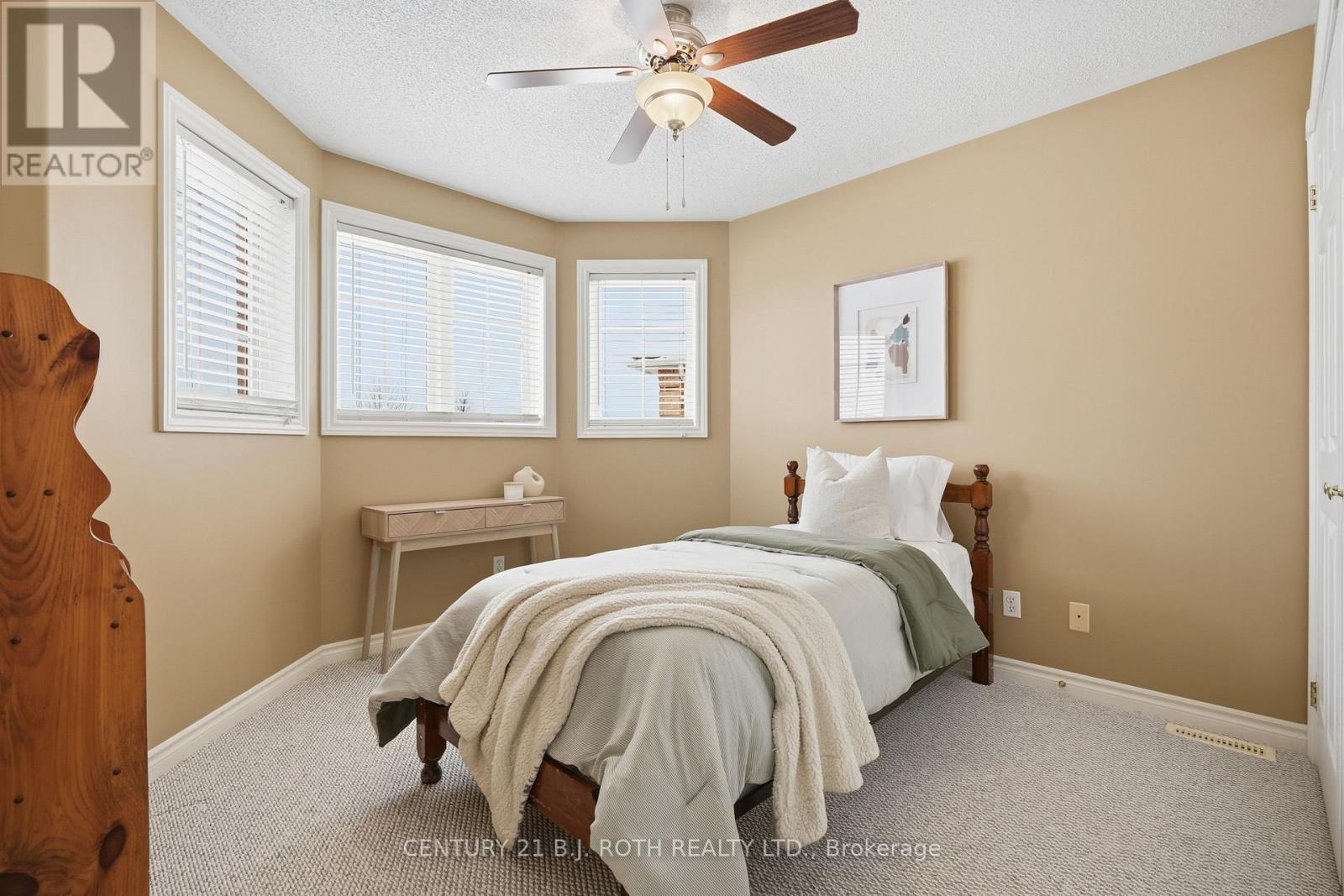 189 Pringle Drive, Barrie (Edgehill Drive), Ontario  L4N 0P7 - Photo 17 - S12870162