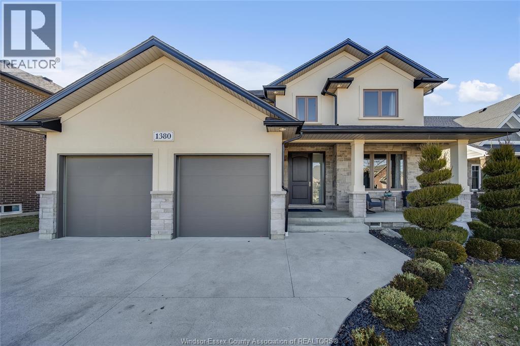 MLS# 26005041: 1380 PASCAL AVENUE, Lakeshore, Canada