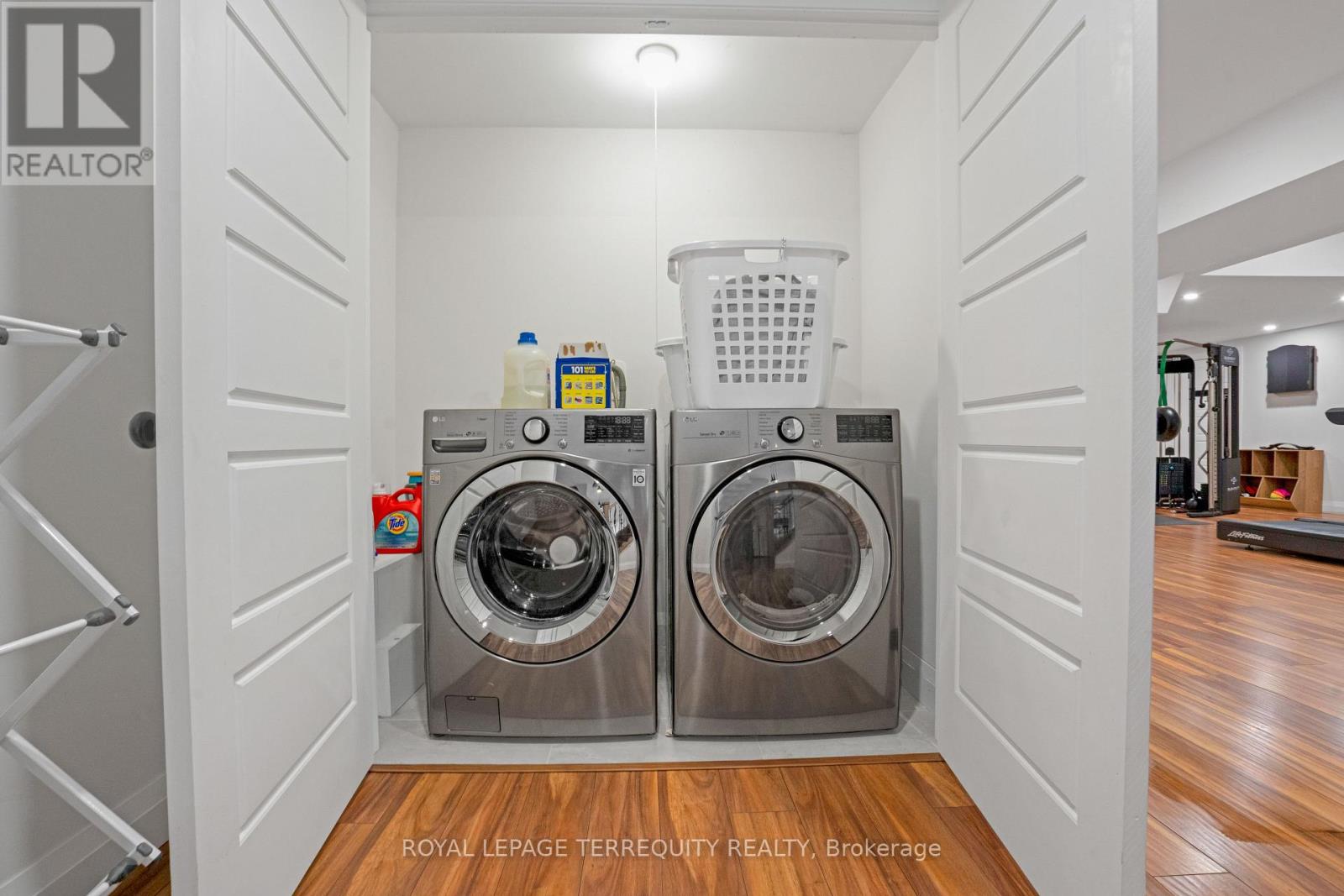 716 North Shore Boulevard E, Burlington, Ontario  L7T 1X6 - Photo 23 - W12820564