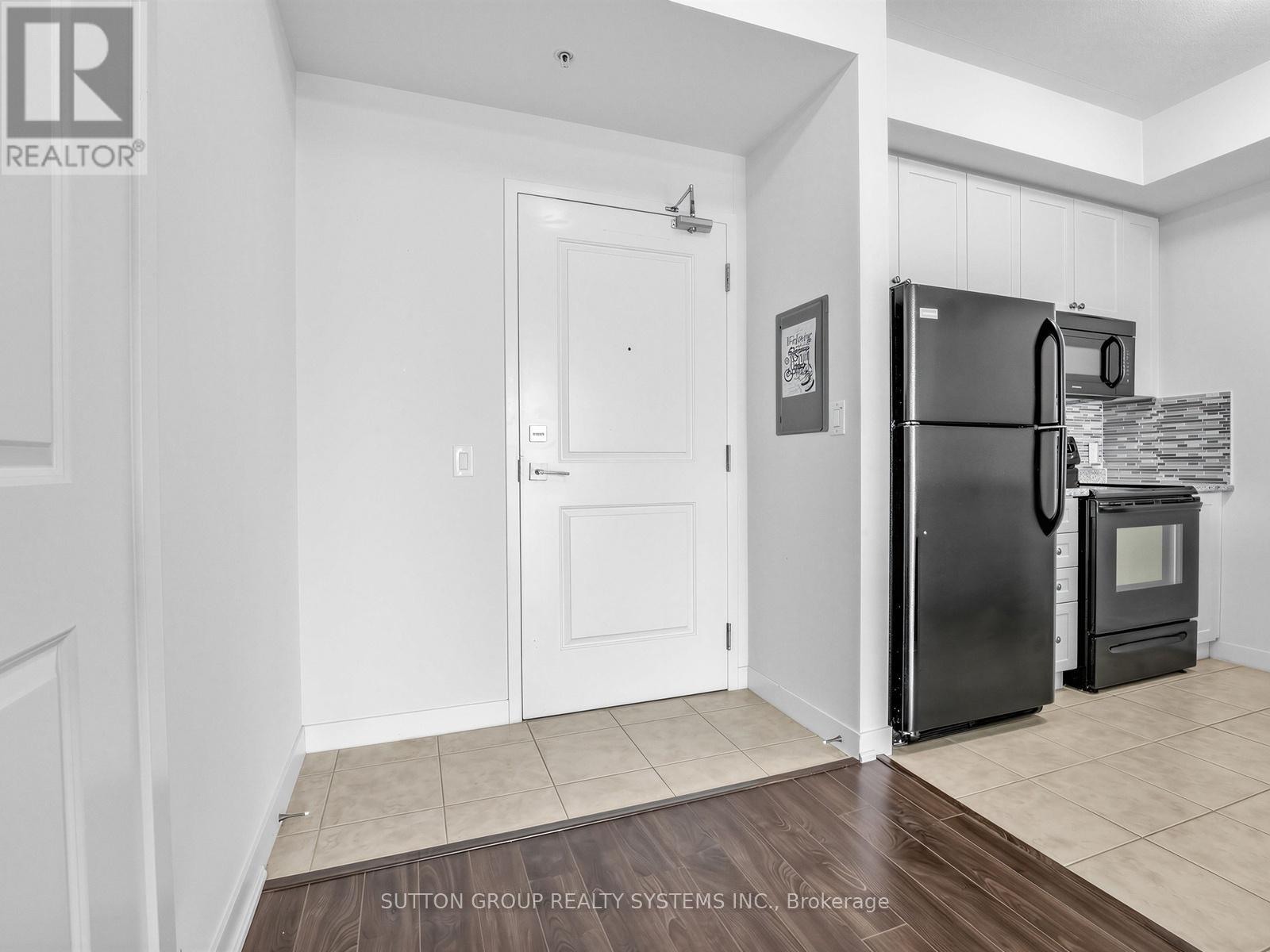 220 - 5020 Corporate Drive, Burlington, Ontario  L7L 0H7 - Photo 5 - W12660372