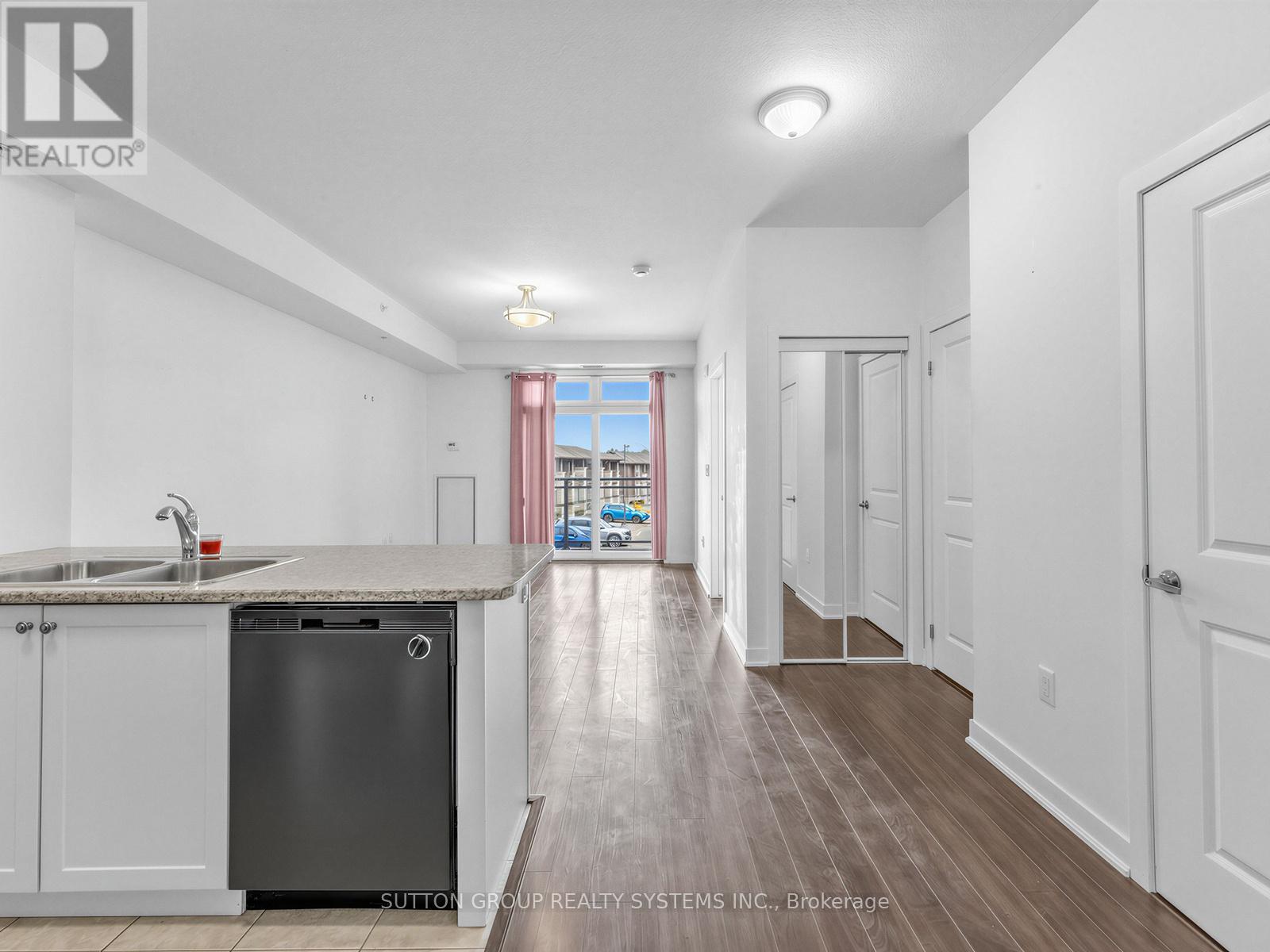 220 - 5020 Corporate Drive, Burlington, Ontario  L7L 0H7 - Photo 6 - W12660372