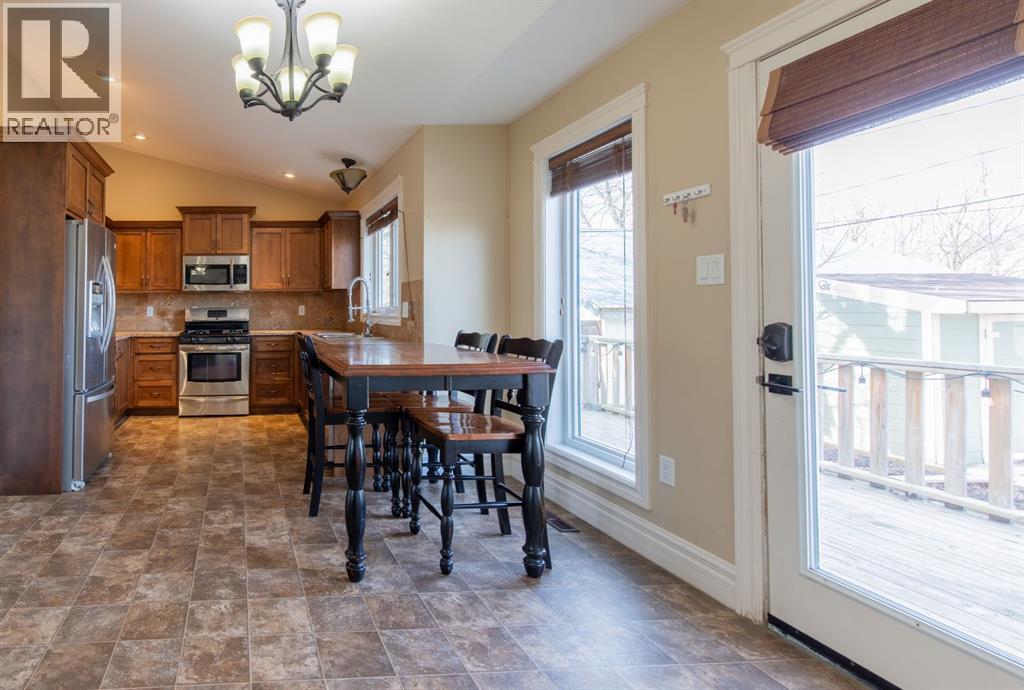 620 Highway Avenue, Picture Butte, Alberta  T0K 1V0 - Photo 11 - A2292045