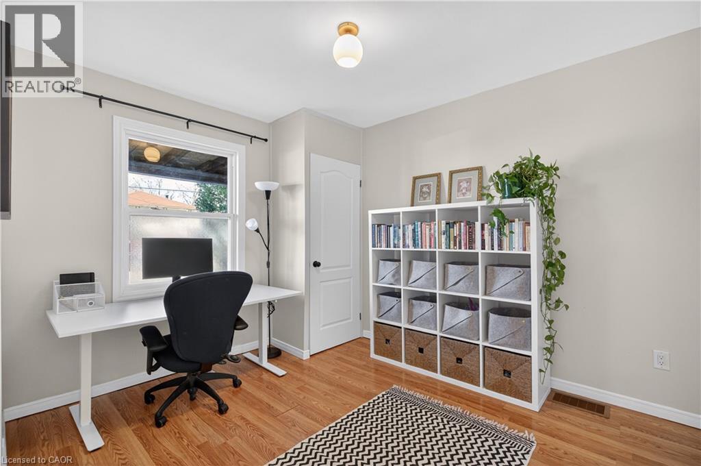 262 Britannia Avenue, Hamilton, Ontario  L8H 1X8 - Photo 20 - 40811360