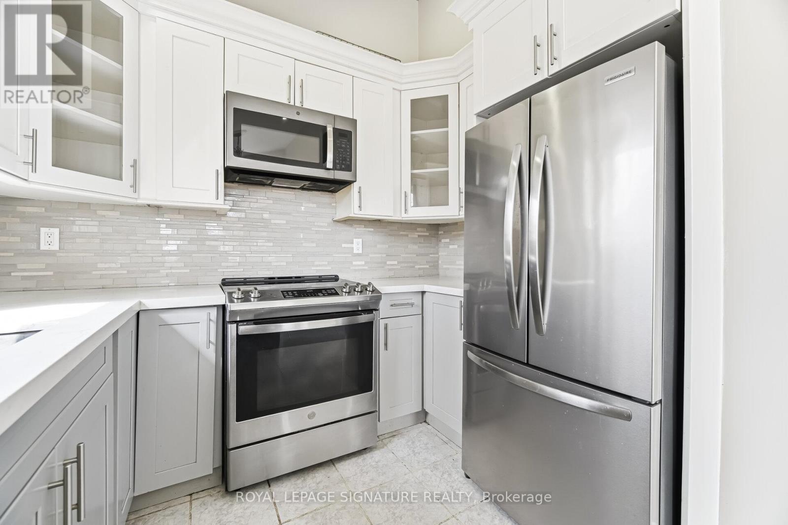 1 - 80 Hood Crescent, Brampton, Ontario  L6Y 5C5 - Photo 17 - W12865146